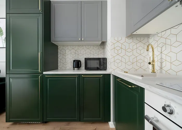 Dark In Center With Desk And Balcony By Renters Apartment Wroclaw