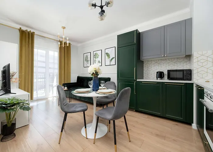 Dark In Center With Desk And Balcony By Renters Apartment Wroclaw