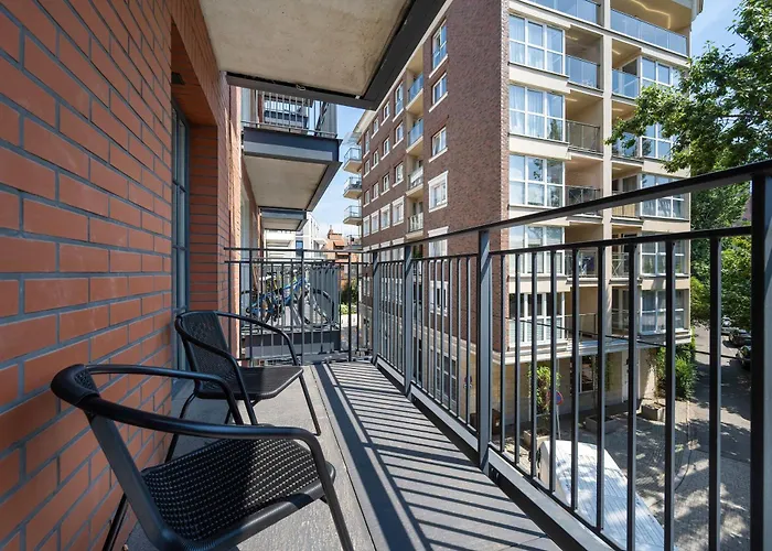 Dark In Center With Desk And Balcony By Renters Wroclaw